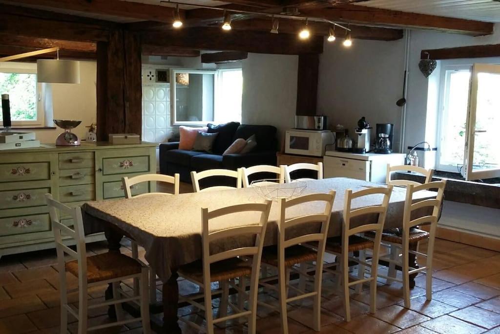 Ferme De Chenezeau - 15 Personnes , 7 Chambres Gerardmer Bagian luar foto