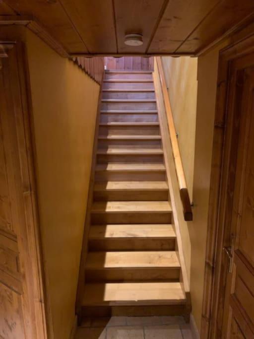 Ferme De Chenezeau - 15 Personnes , 7 Chambres Gerardmer Bagian luar foto
